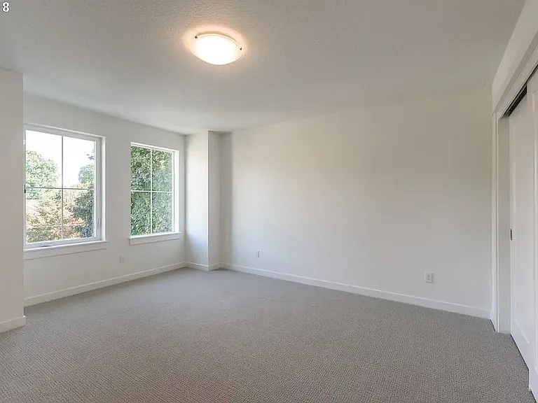 4130 NE Cleveland Ave — Photo 20