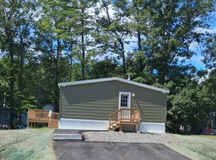8 Pine Hill Rd, Tilton, NH 03276