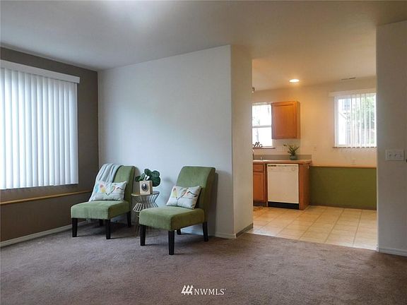 4th image of 511 W Wyandotte Ave