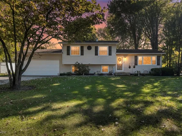 3240 Eastern St NE, Canton, OH 44721