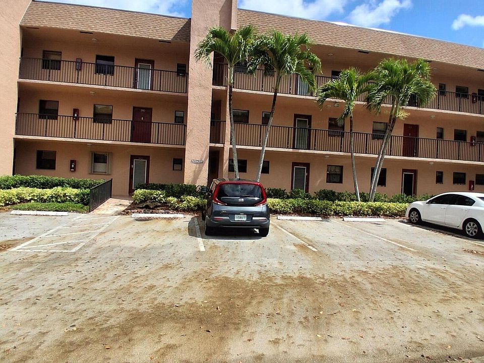 1st image of 10303 Sunrise Lakes Boulevard #103