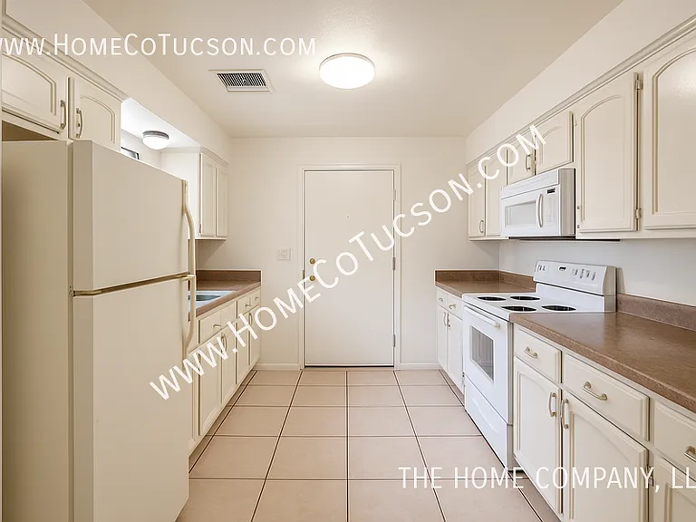 5215 E Bermuda St — Photo 8