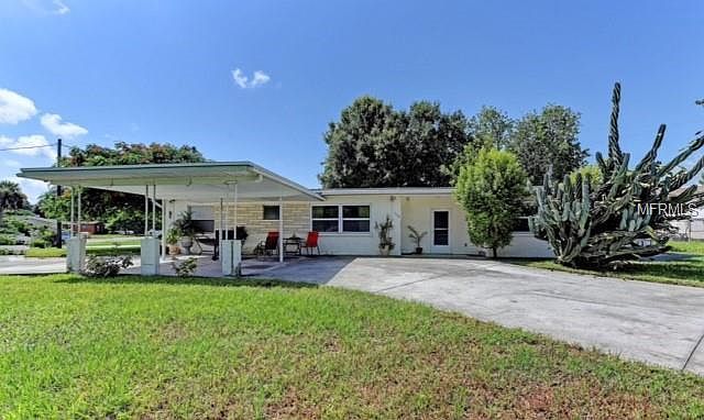 1st image of 204 Citrus Ave