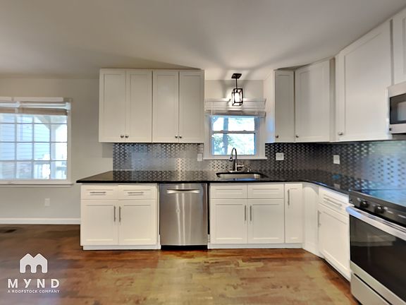 5th image of 108 Wellington Dr
