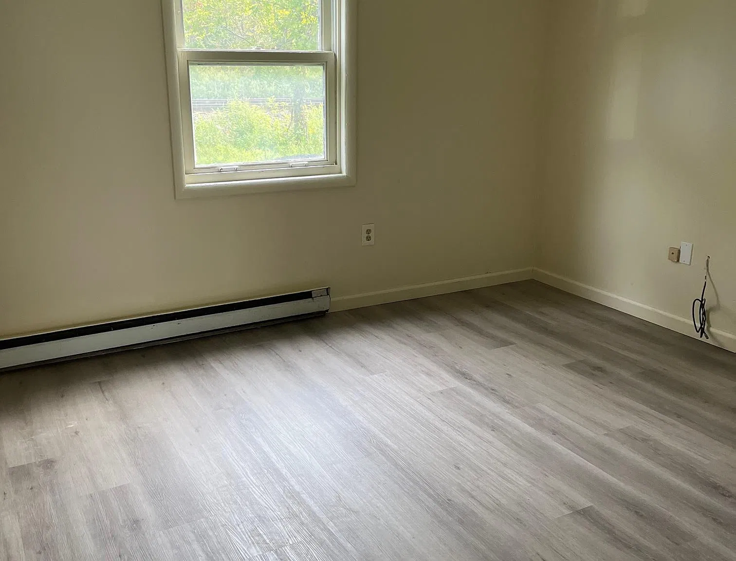 2 bed, 1500 sqft, $1,300 — Photo 4