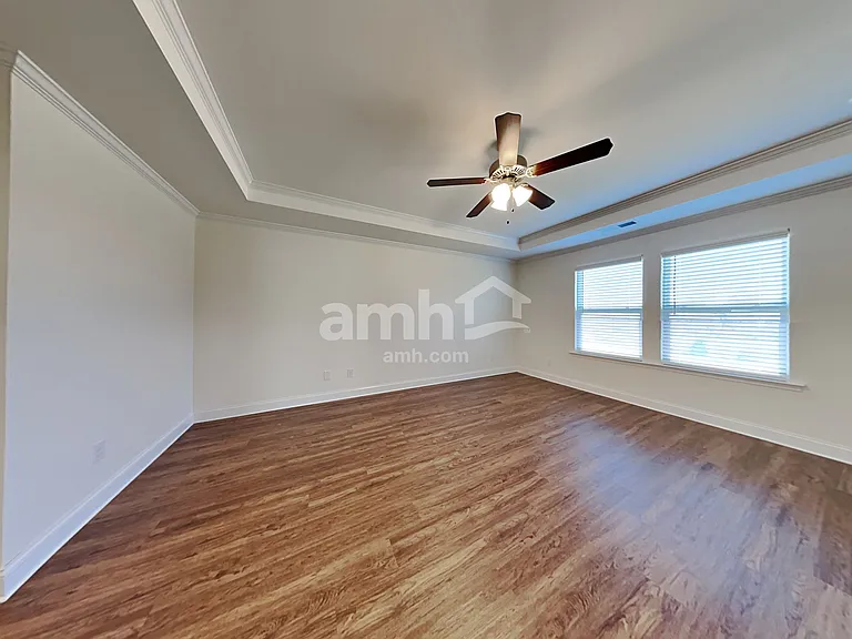 111 Samara Ln — Photo 9