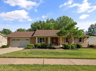 810 Boleyn Pl, Ballwin, MO 63021