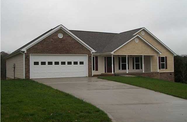 1st image of 164 Mountain Shadows Dr