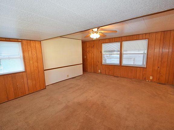 3rd image of 178 Pembrooke Dr