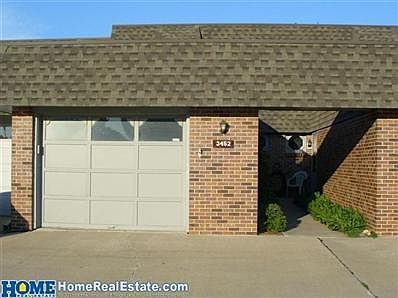 1st image of 3452 Neerpark Dr