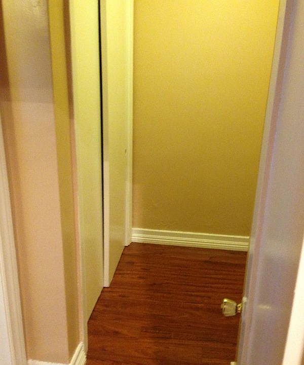 2nd image of 925 Summit Dr