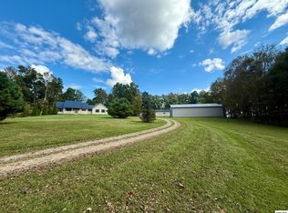 15596 Carson Rd, Mount Vernon, OH 43050