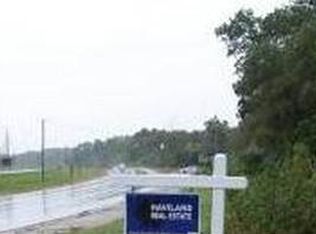 1412 Ormond Rd, White Lake, MI 48383