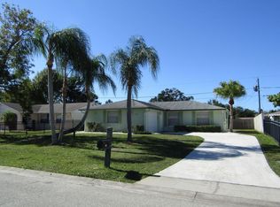 1039 Elaine St, Venice, FL 34285