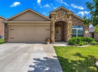 312 Plum Dr, Nevada, TX 75173