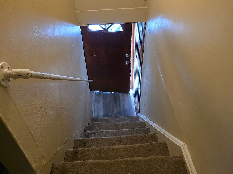 Stairs to get up