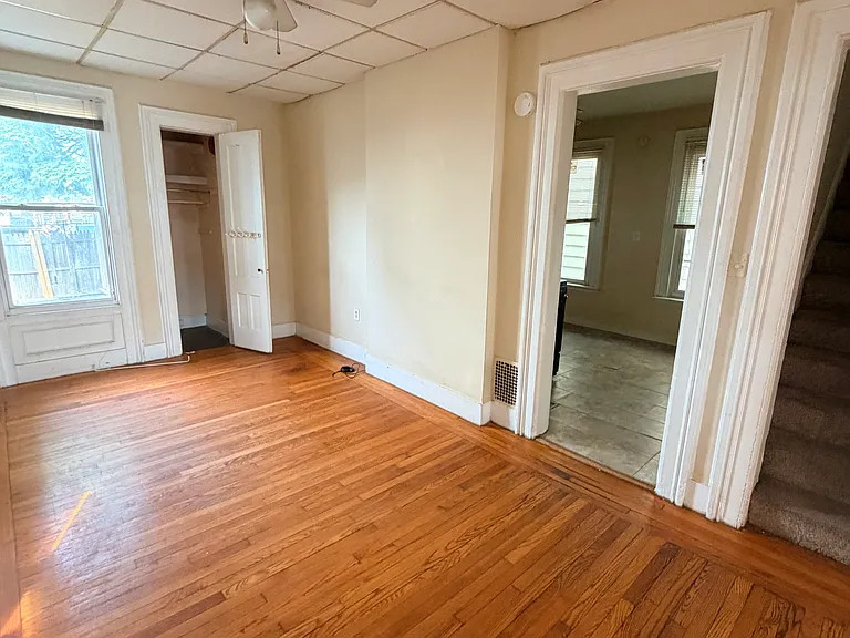 224 Lloyd St #1 — Photo 6