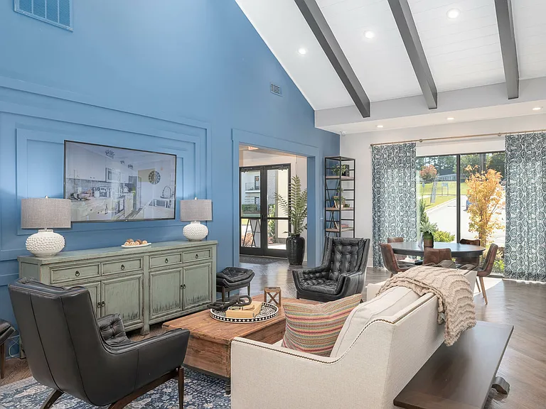 Paragon Luxury Apartments
