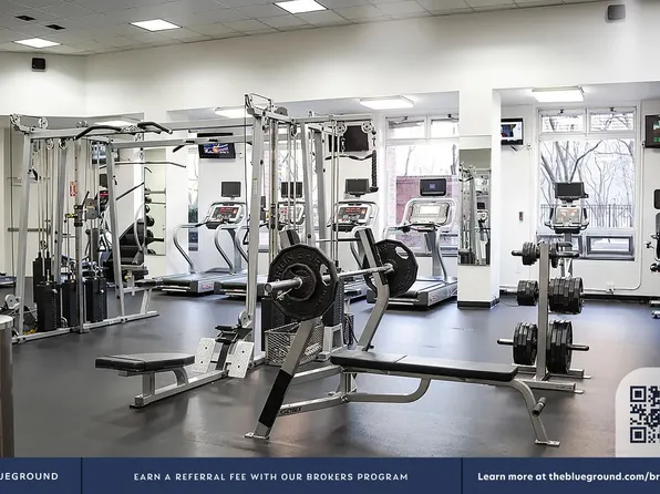 490 2nd Avenue image 16 of 33