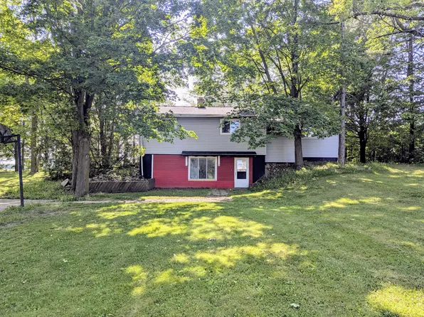 9300 E Beecher Rd, Pittsford, MI 49271