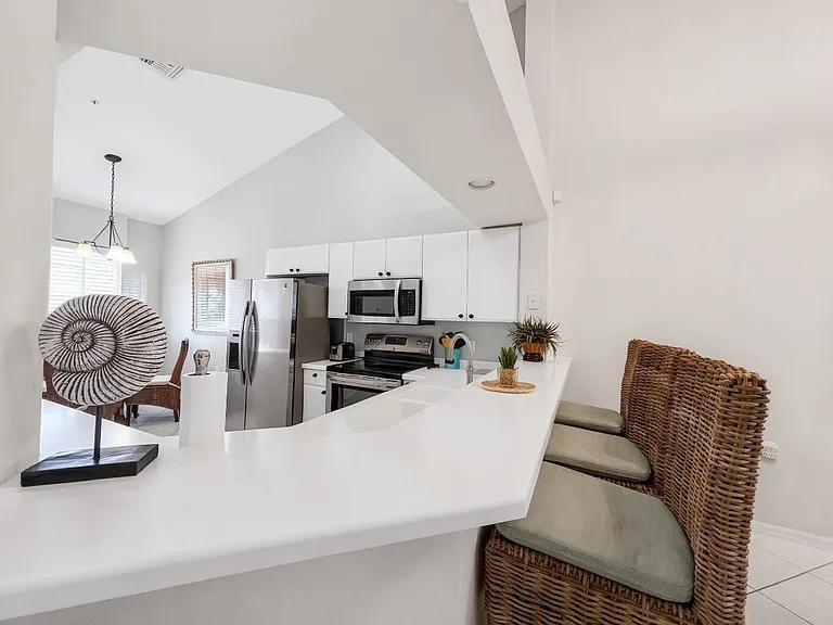 8175 Celeste Dr #1230 — Photo 13