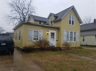 148 1/2 W 16th St, Holland, MI