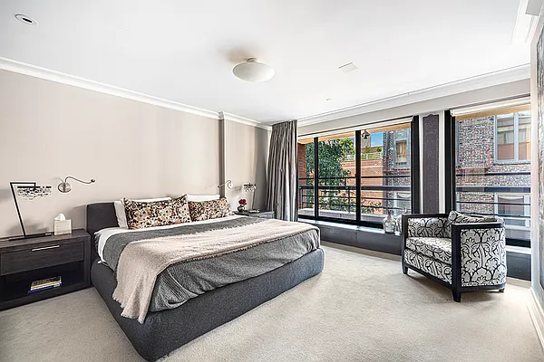 Sold by Compass | media 5