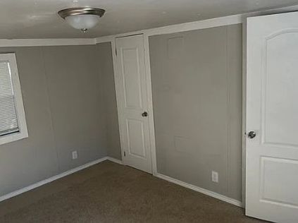 3rd image of 712 Rogers Ct