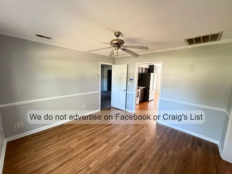 156 Hickman Ct — Photo 3