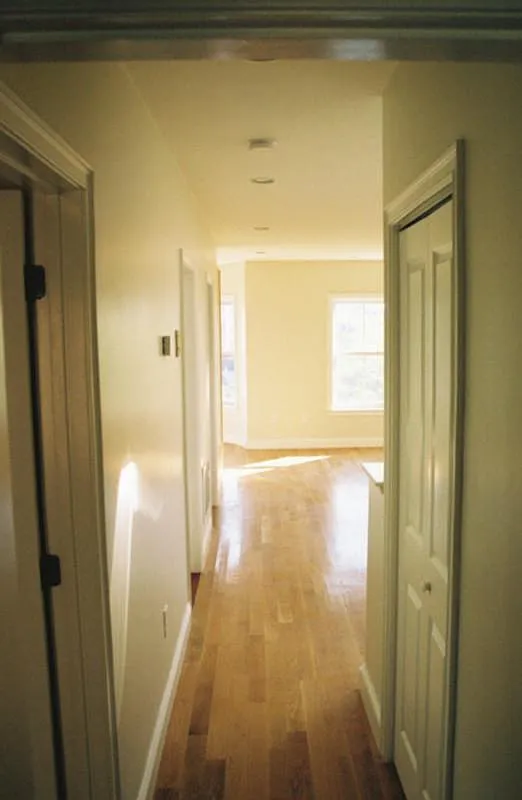3 bed, 9999 sqft, $4,800 — Photo 2