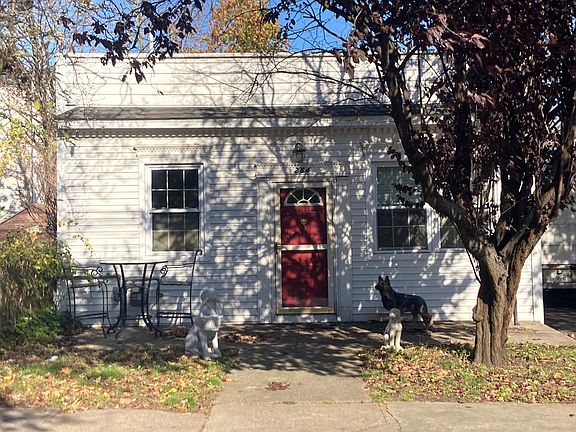 2nd image of 264 Brewster St