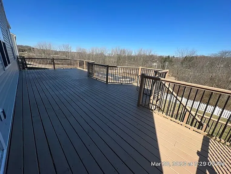 413 Fox Dr — Photo 4