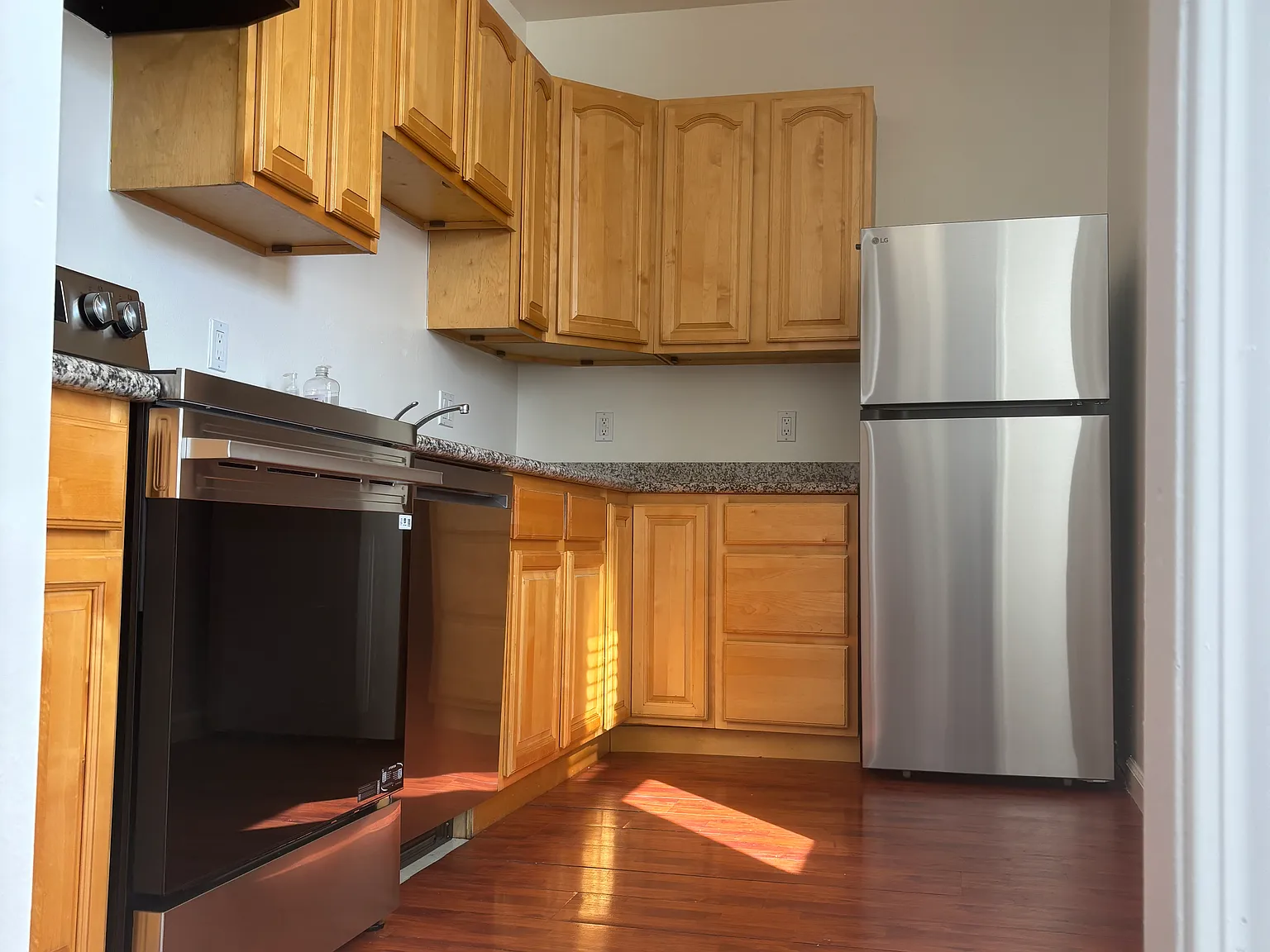 2445 Telegraph Ave — Photo 2