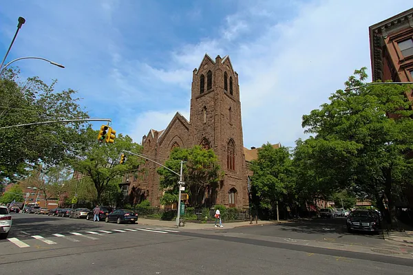 Rented by Brooklyn Rentals NYC | media 32