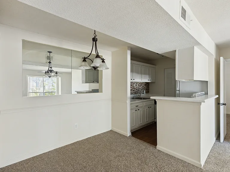 Overlook Apartments — Photo 49