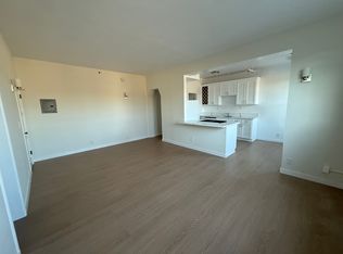 Crestwood Tower, Los Angeles, CA 90006