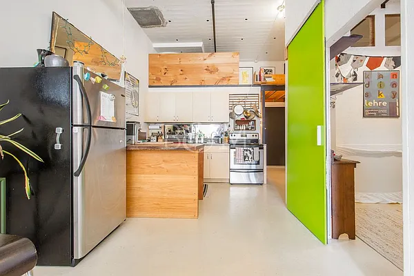 Rented by Brick&Mortar | media 20