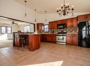 215 N Dewey Ave, Jefferson, WI 53549