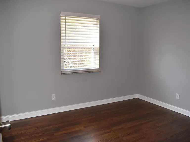 1462 Tallberry Dr — Photo 8