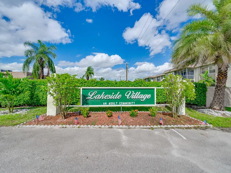 701 Lori Dr #209 — Photo 103