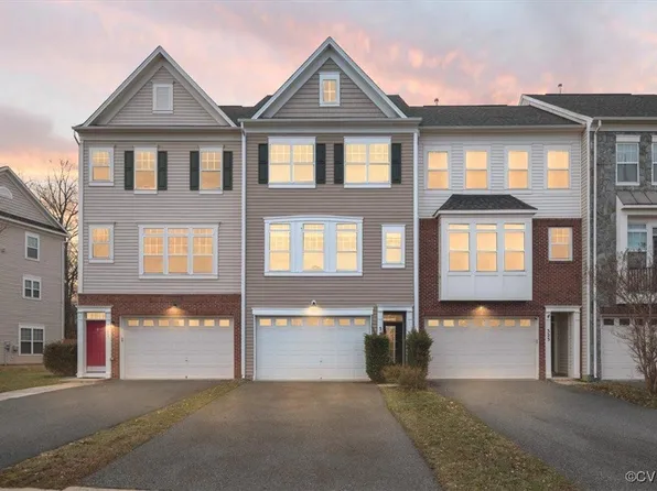 323 Woodstream Blvd, Stafford, VA 22556