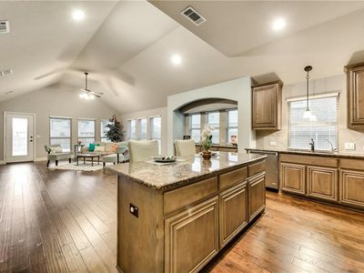 5626 Park View Dr, Midlothian, TX, 76065