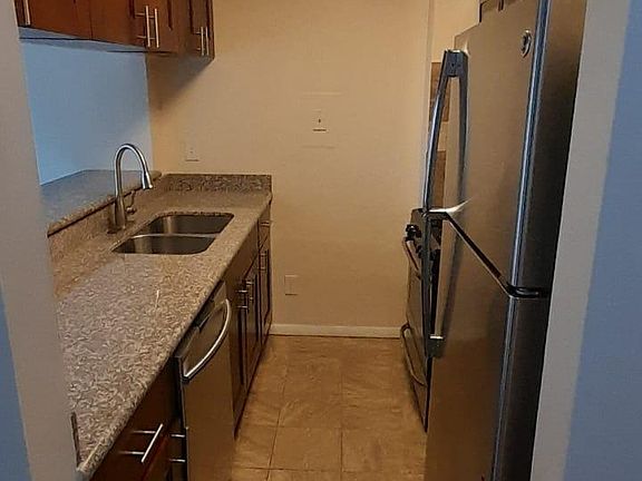 5th image of 11801 Rockville Pike APT 707