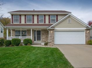 1120 English Ln NE, Cedar Rapids, IA 52402