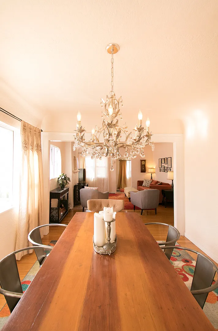 Timeless Vintage Spanish Style 3br/2ba Home w/ Fenced Yard in Prime La Mesa Location — Photo 4