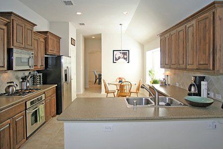 4th image of 4652 Lance Leaf Dr