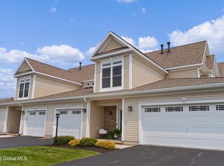 513 Lois Ln, Schenectady, NY 12304