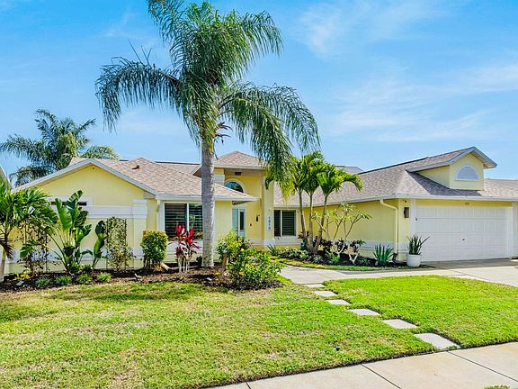 2nd image of 1919 Glen Meadows Cir