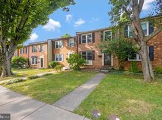319 James St, Falls Church, VA 22046