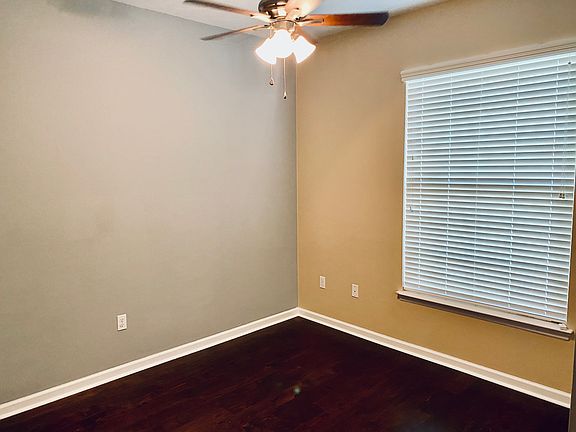 5th image of 2886 Hampton Meadow Dr